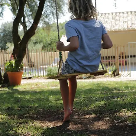 Hébergement de vacances Les De Carelle Asperes